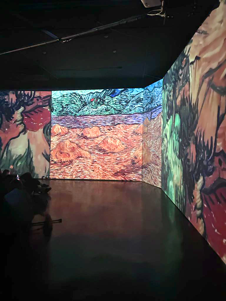 Мультимедийное оснащение выставки - Lumiere Hall